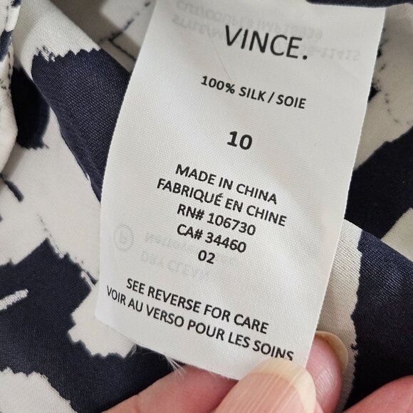 Vince Silk Confetti Blouse Size 10 Long Sleeve Split Neck Navy & White - Picture 8 of 11